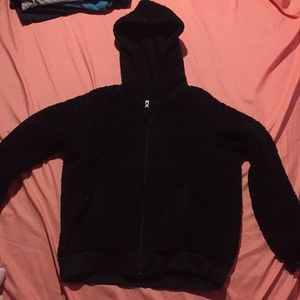 I’m selling a black soft sweater